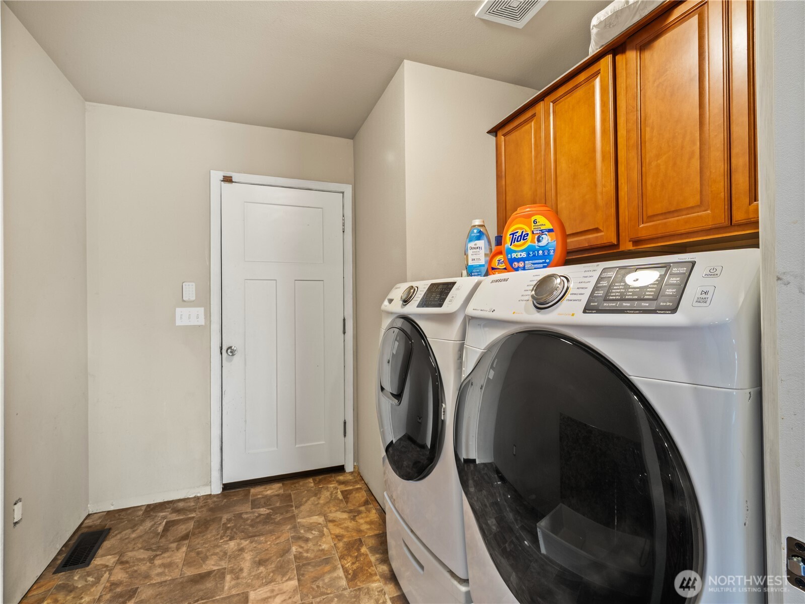 16508 Suntree Court SE, Yelm, WA 98597-9748