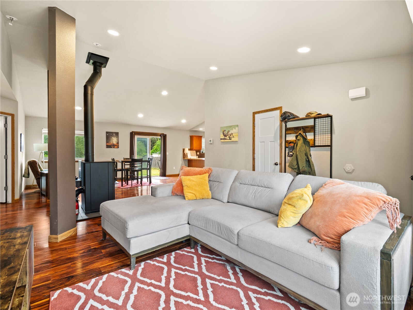 16508 Suntree Court SE, Yelm, WA 98597-9748