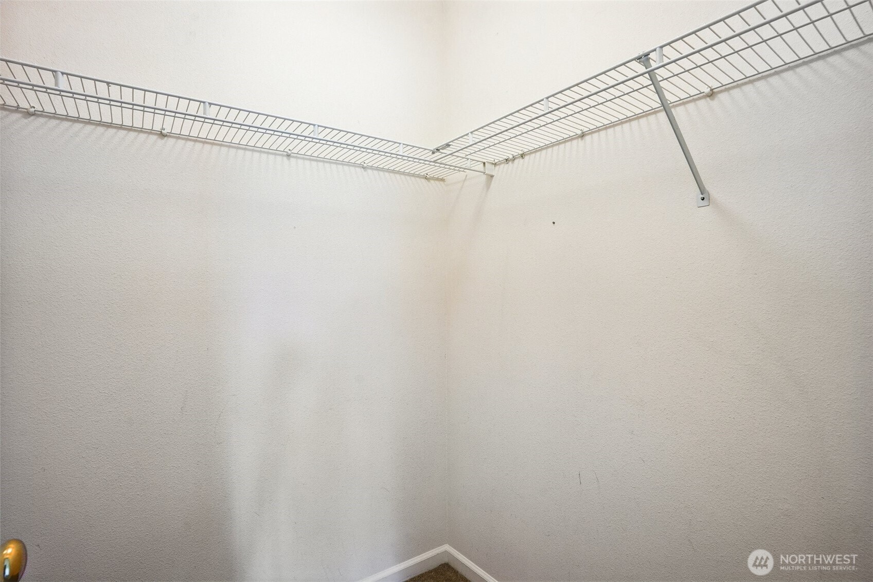1507 McDonald Avenue , Dupont, WA 98327