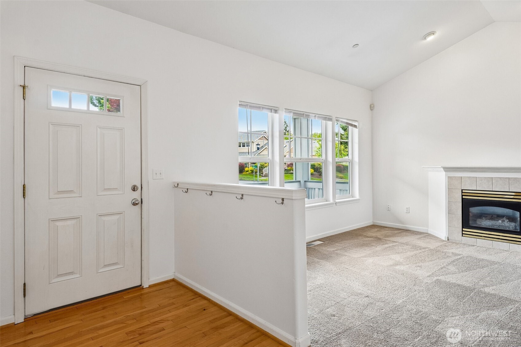 1507 McDonald Avenue , Dupont, WA 98327