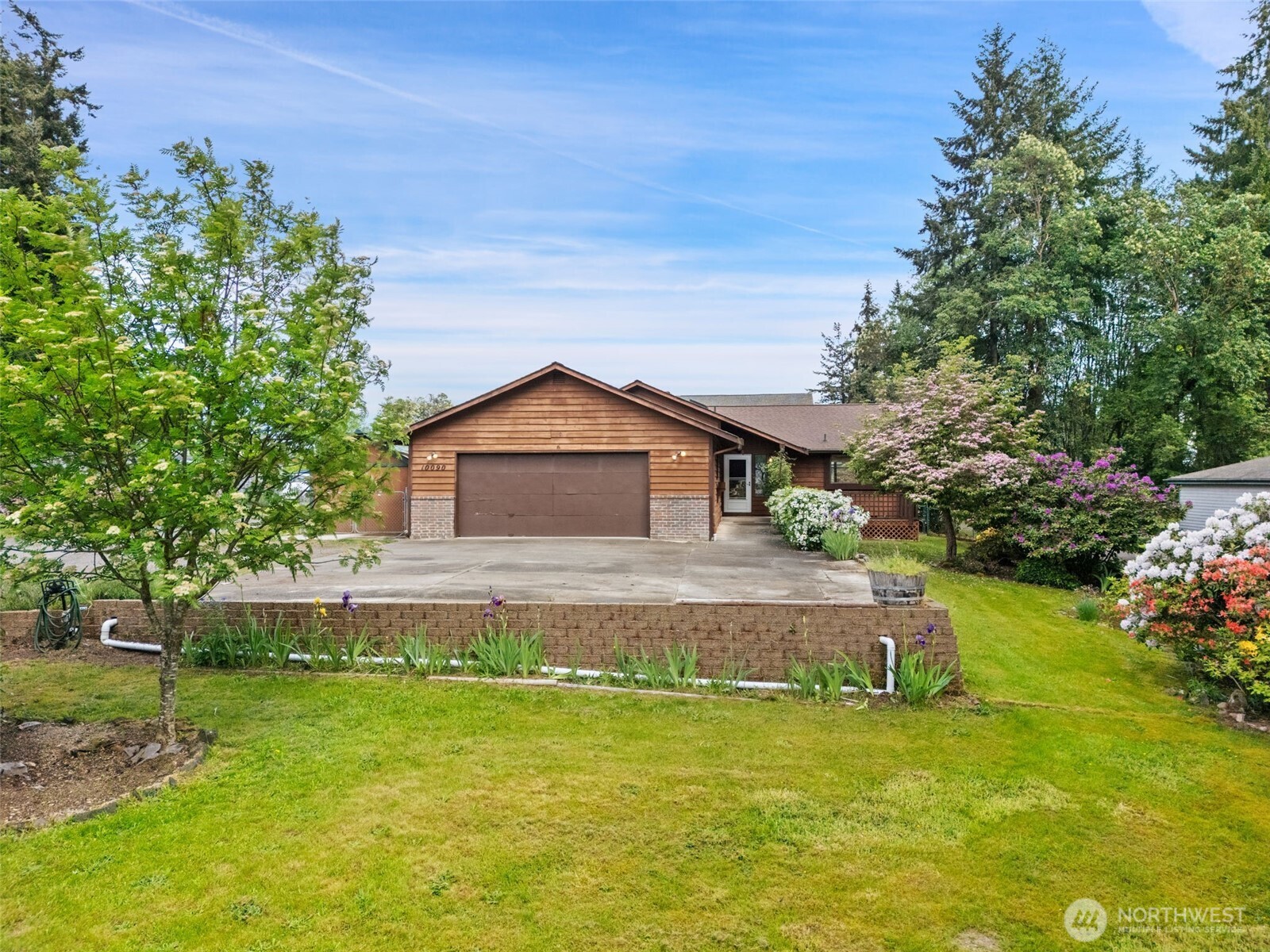 10090 Ogle Road NE, Poulsbo, WA 98370