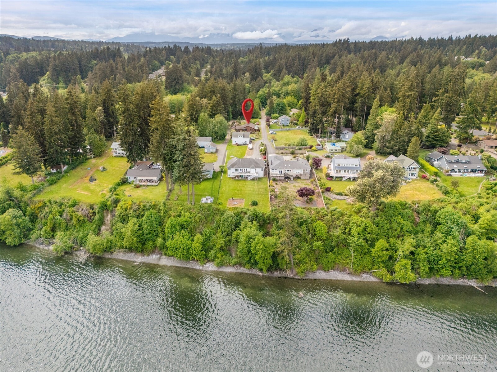 10090 Ogle Road NE, Poulsbo, WA 98370