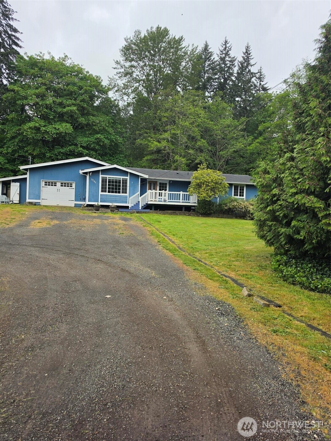 3790 SE Aiken Road , Port Orchard, WA 98366