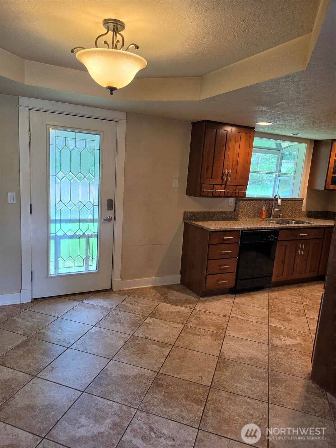 3790 SE Aiken Road , Port Orchard, WA 98366