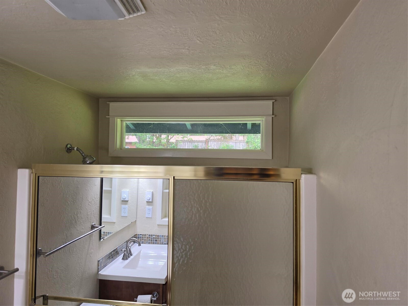 3790 SE Aiken Road , Port Orchard, WA 98366