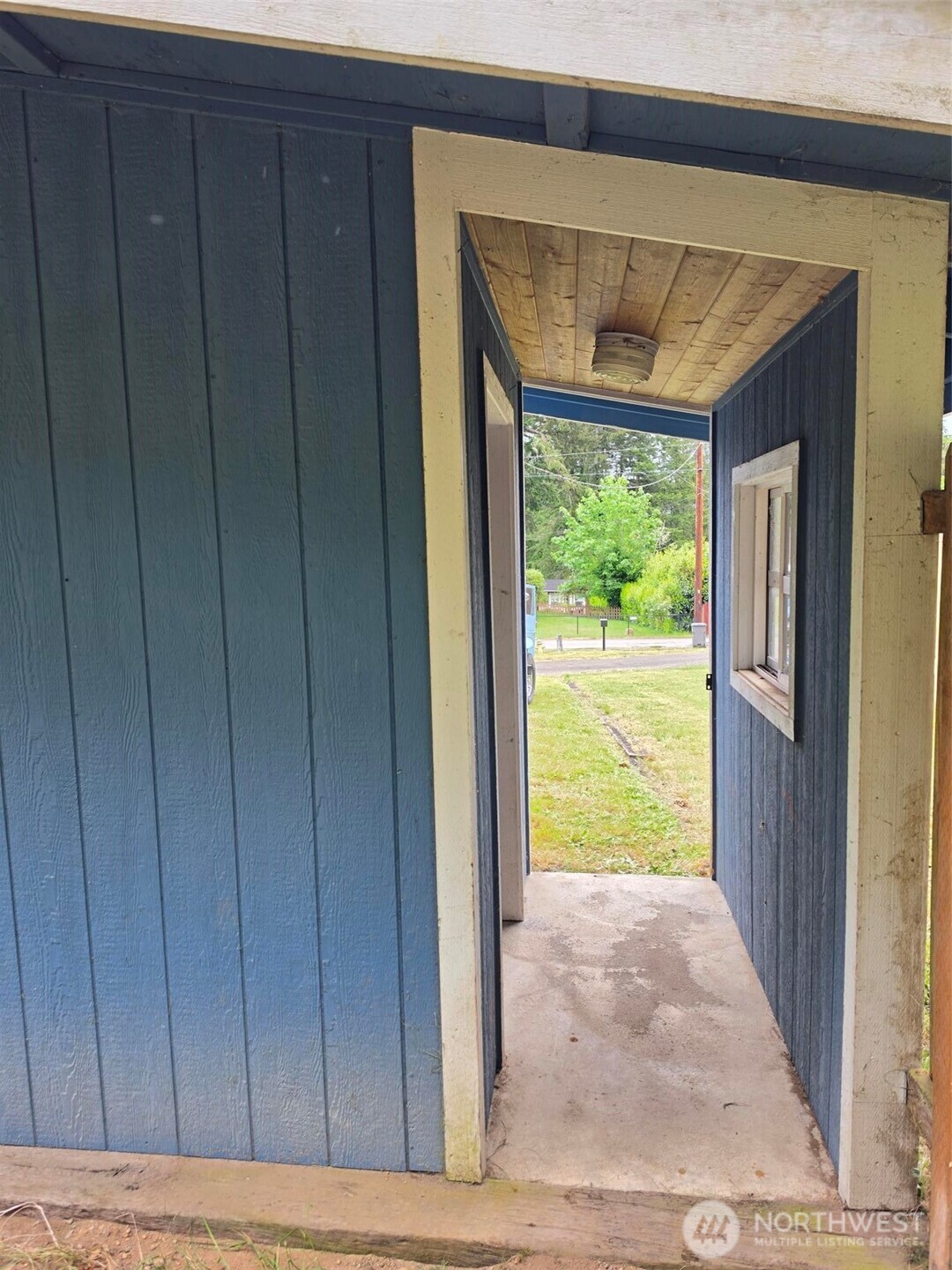 3790 SE Aiken Road , Port Orchard, WA 98366