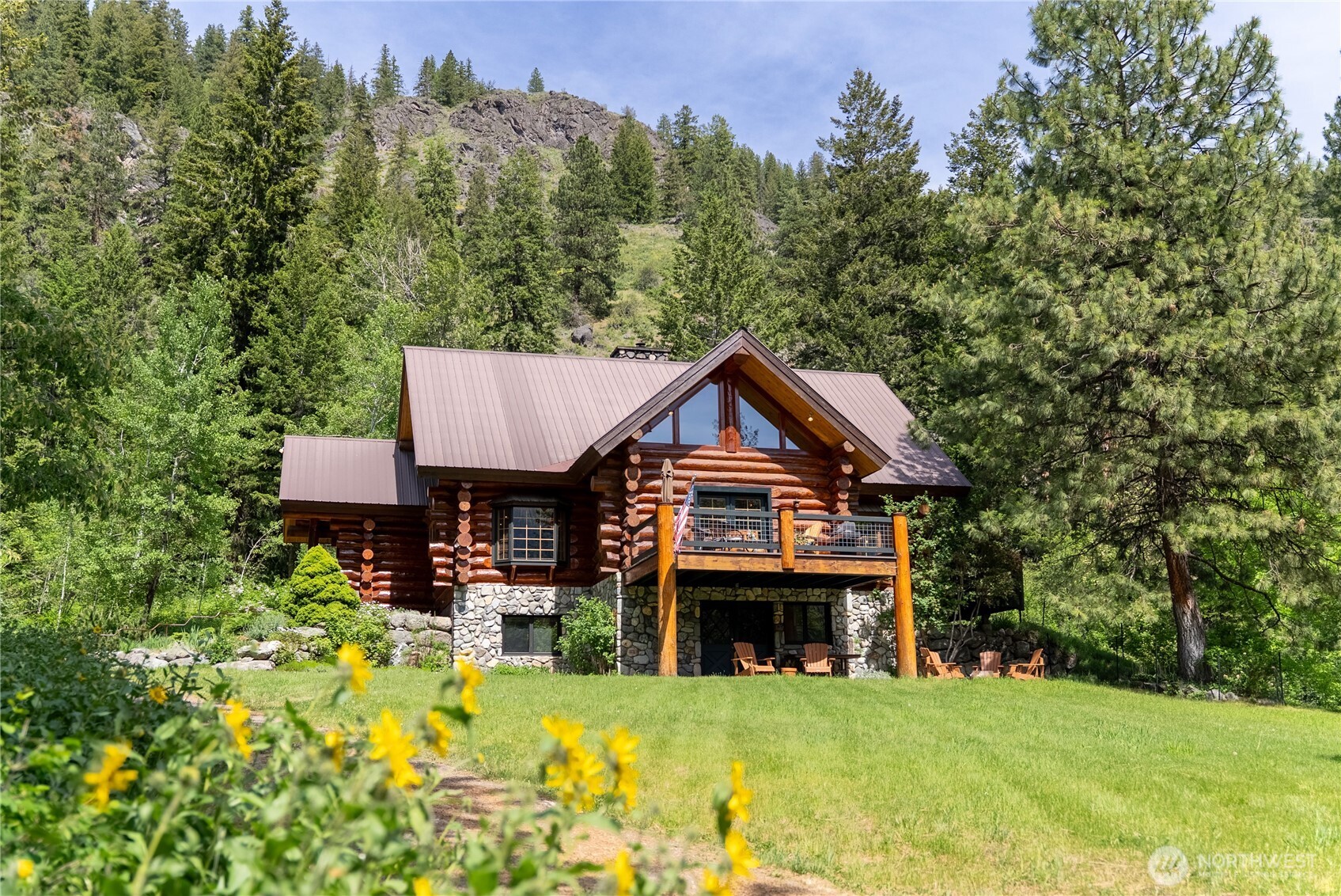 116 Lost River Road , Mazama, WA 98833