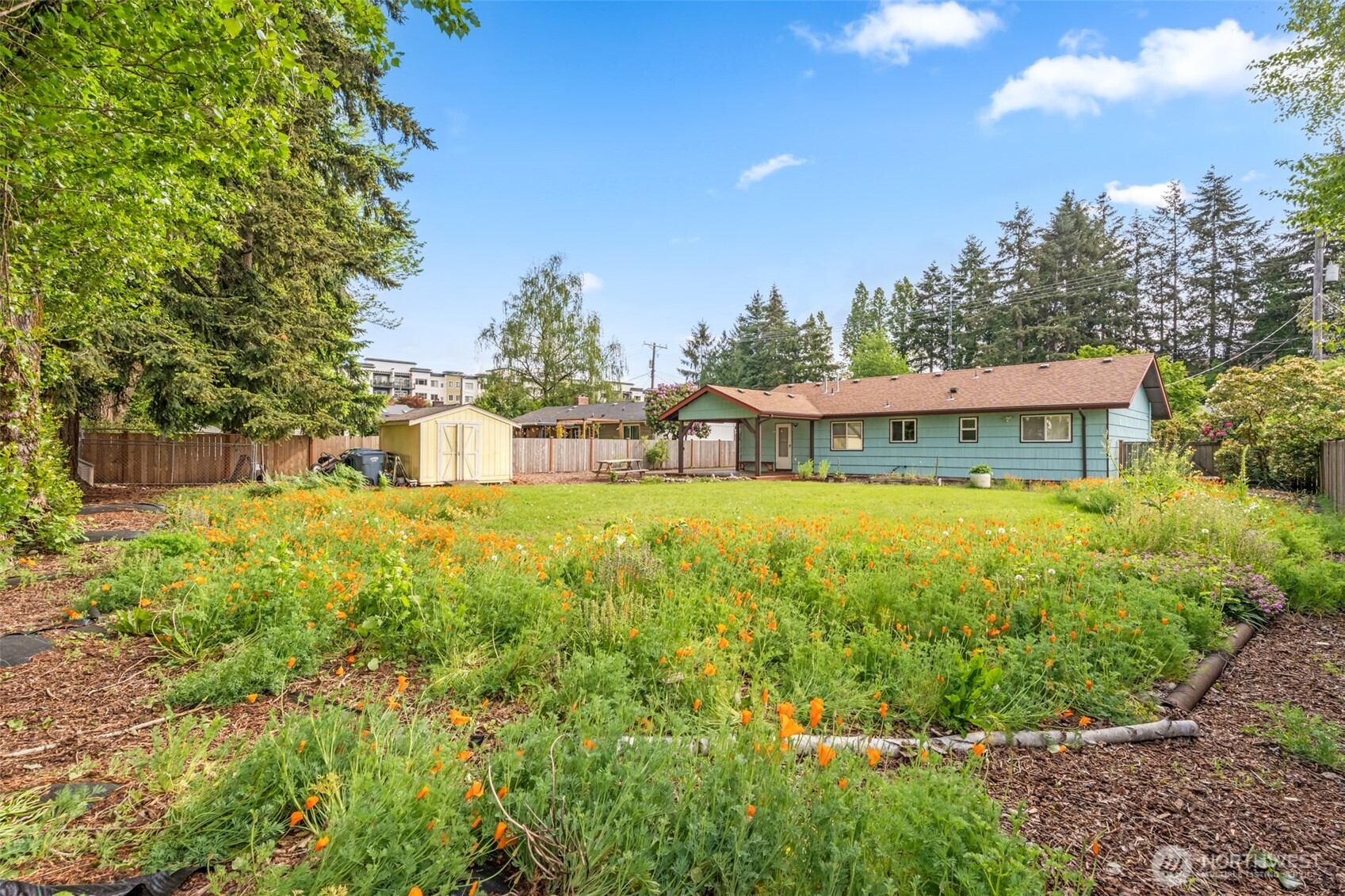 2002 Cascade Place W, University Place, WA 98466