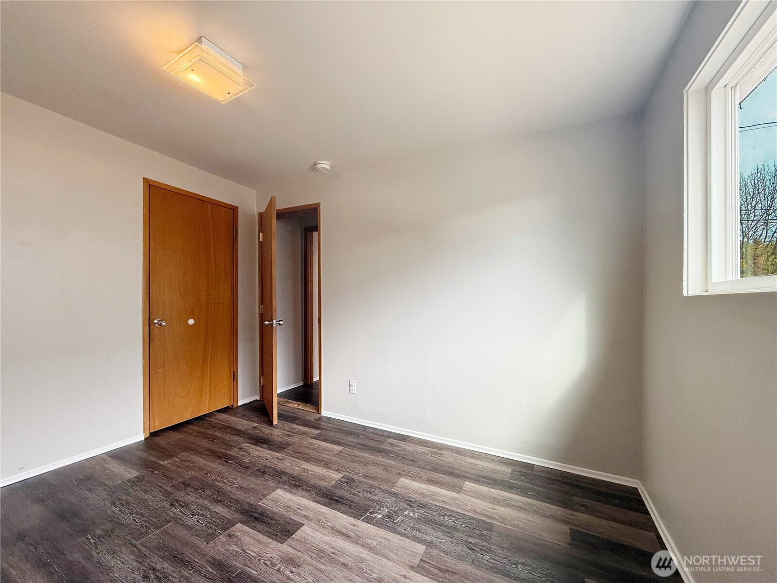 1409 NW 65th Street #1, Seattle, WA 98117-5255