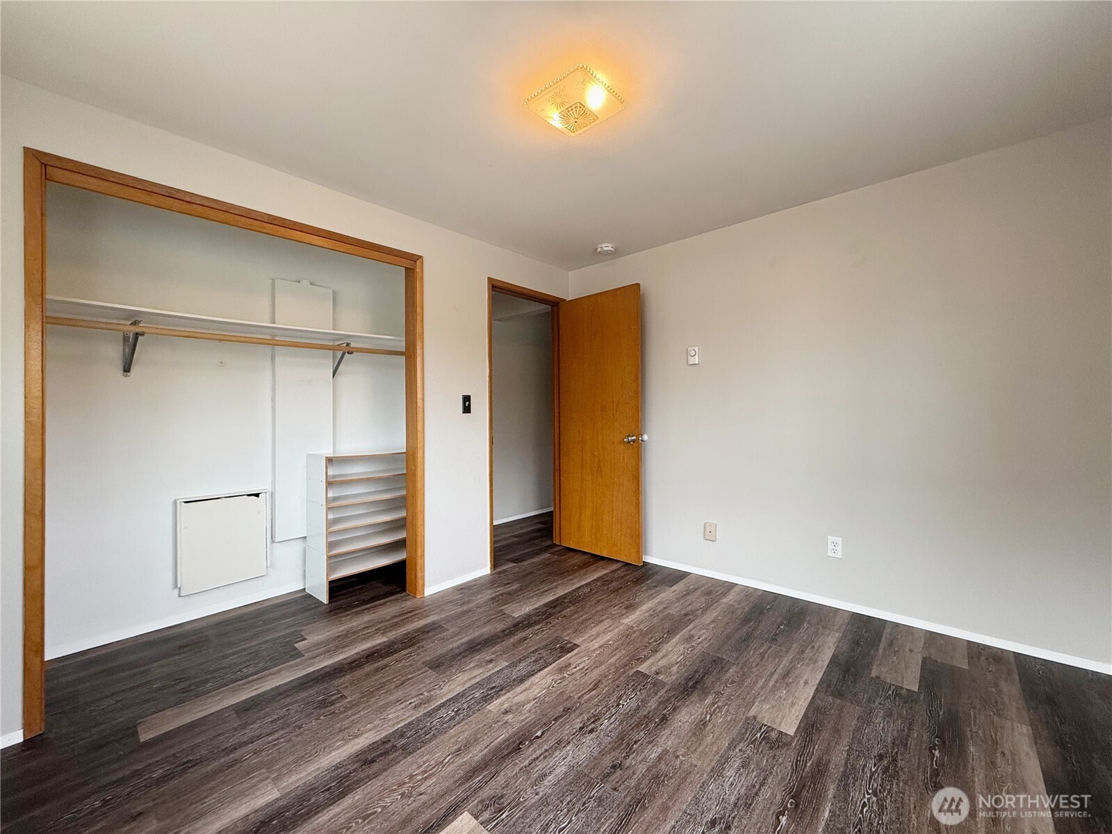 1409 NW 65th Street #1, Seattle, WA 98117-5255