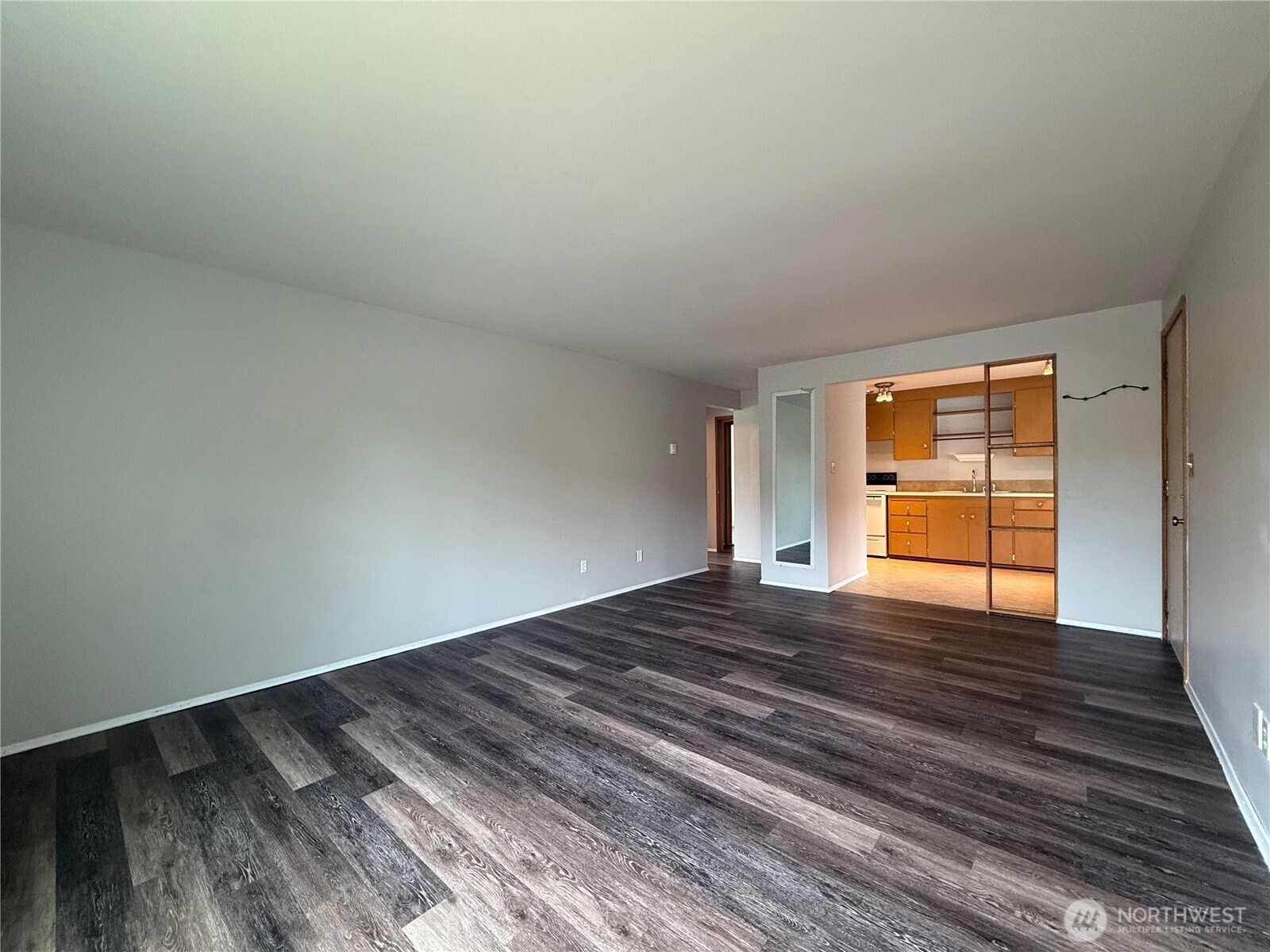 1409 NW 65th Street #1, Seattle, WA 98117-5255