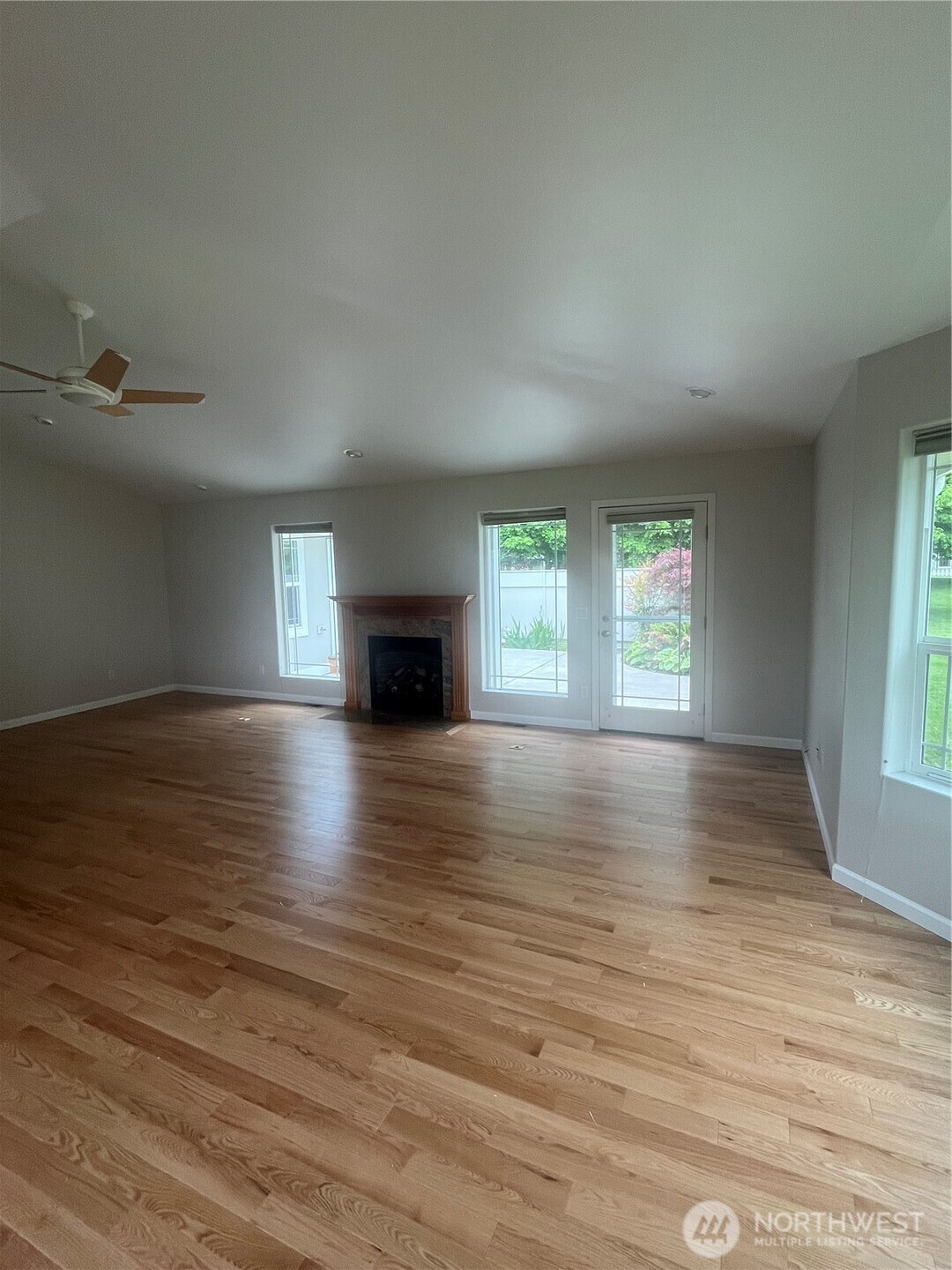 880 N Minstrel Road , Sequim, WA 98382