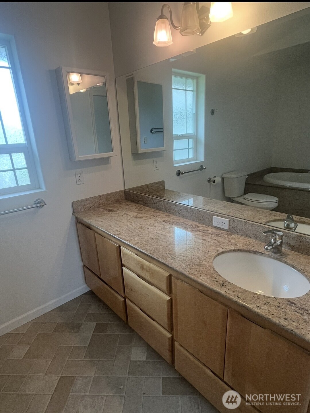 880 N Minstrel Road , Sequim, WA 98382