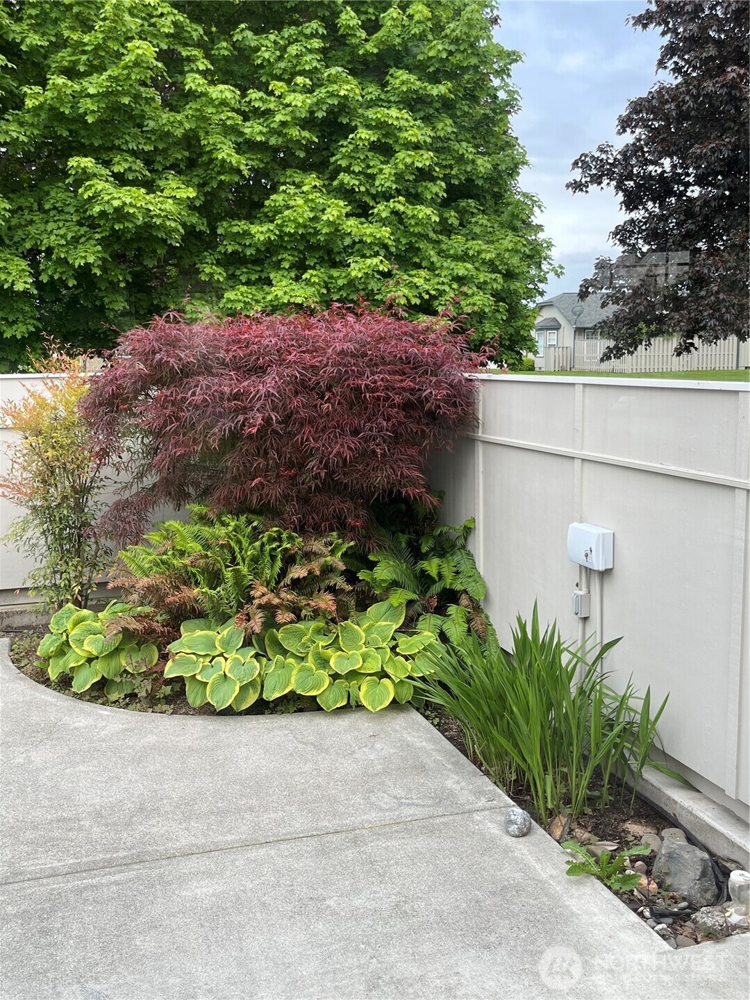 880 N Minstrel Road , Sequim, WA 98382