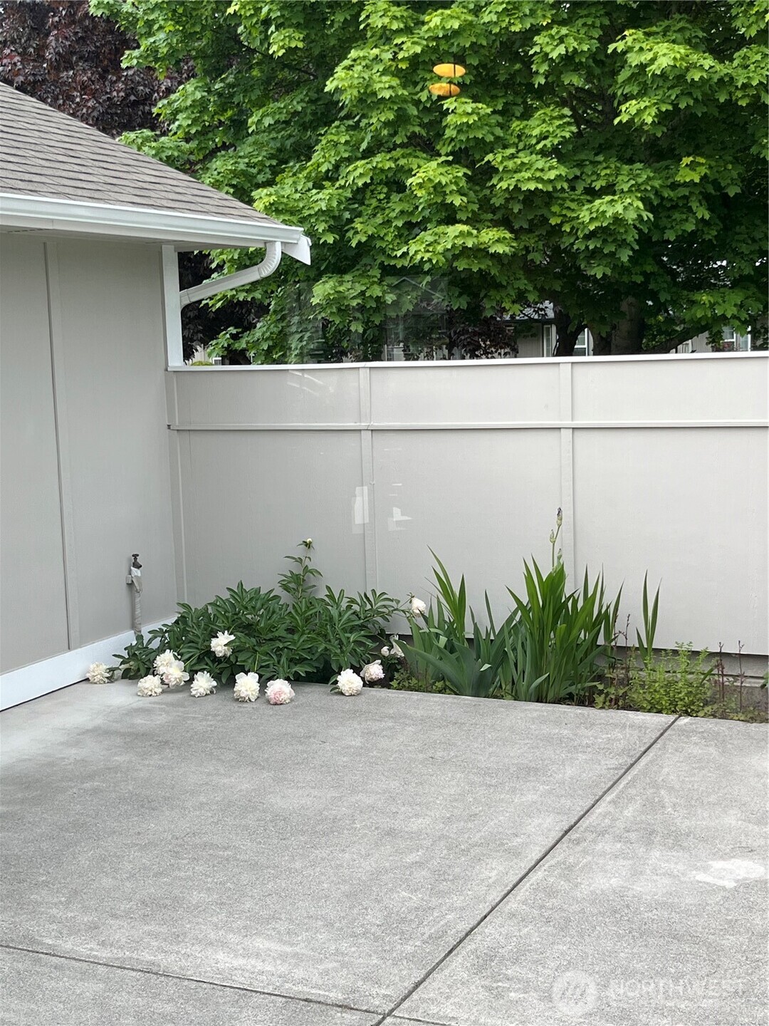 880 N Minstrel Road , Sequim, WA 98382