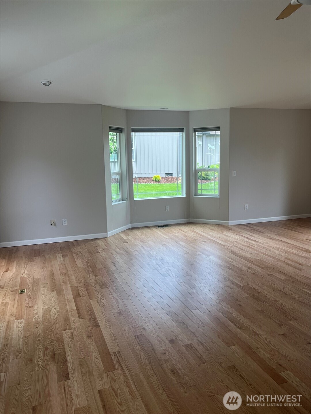 880 N Minstrel Road , Sequim, WA 98382