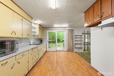 5615 Maltby Road , Woodinville, WA 98072 - Photo 13