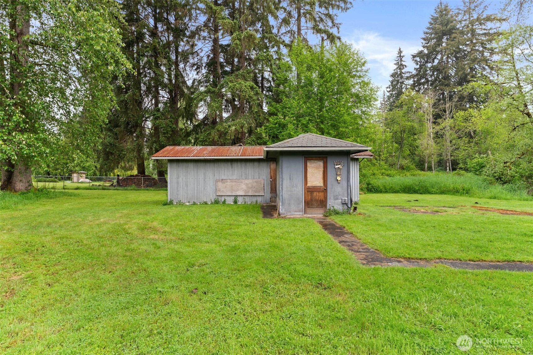 5615 Maltby Road , Woodinville, WA 98072