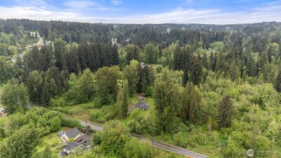 5615 Maltby Road , Woodinville, WA 98072 - Photo 29