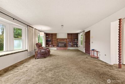 5615 Maltby Road , Woodinville, WA 98072 - Photo 7