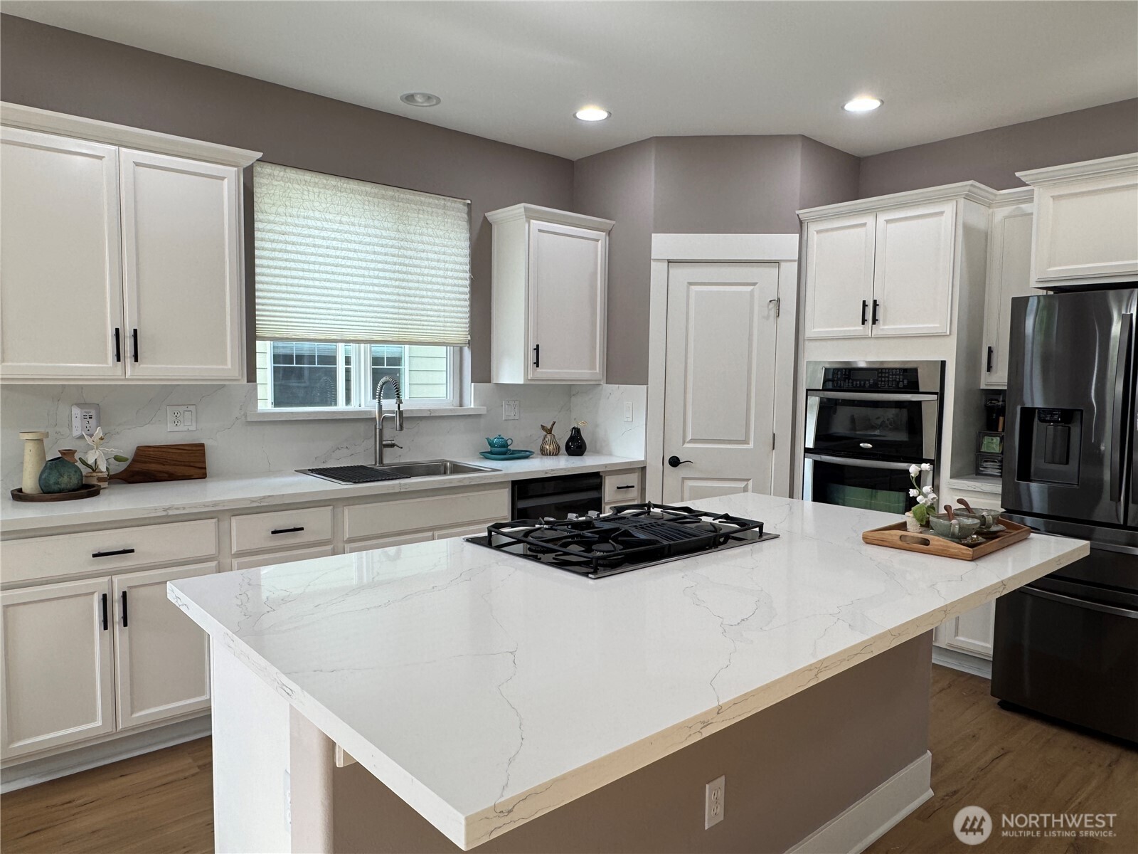 20507 9th Avenue W, Lynnwood, WA 98036
