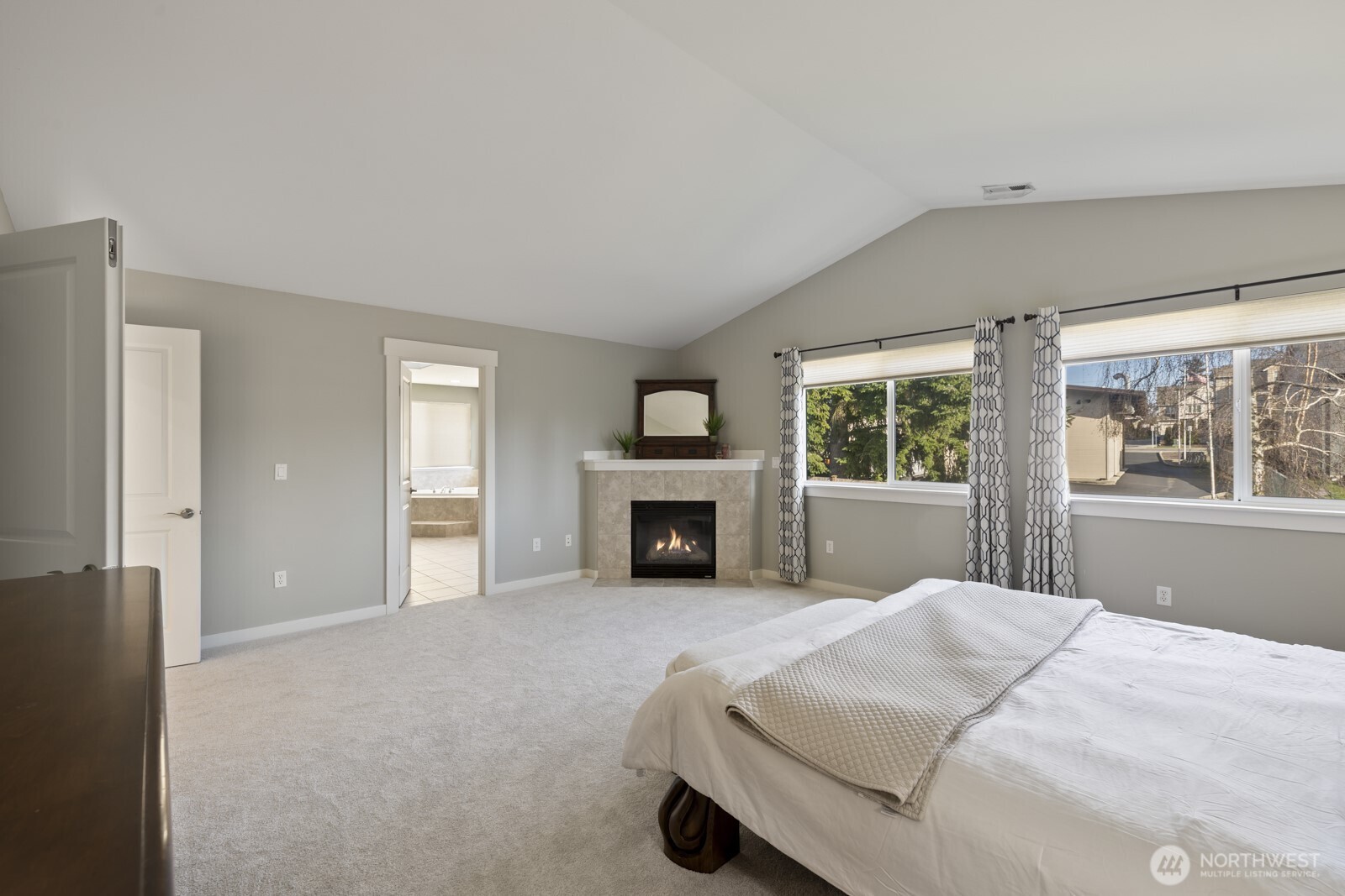 20507 9th Avenue W, Lynnwood, WA 98036