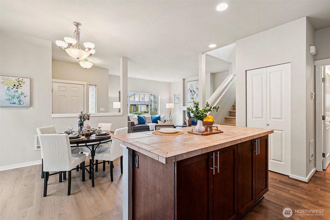 1051 42nd Court NE, Auburn, WA 98002