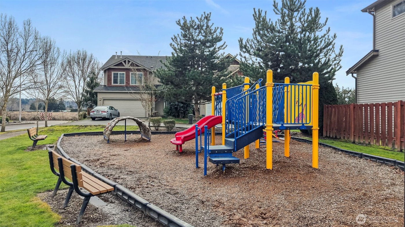 1051 42nd Court NE, Auburn, WA 98002