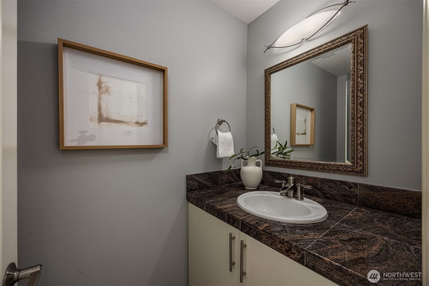 316 5th Avenue #102, Kirkland, WA 98033