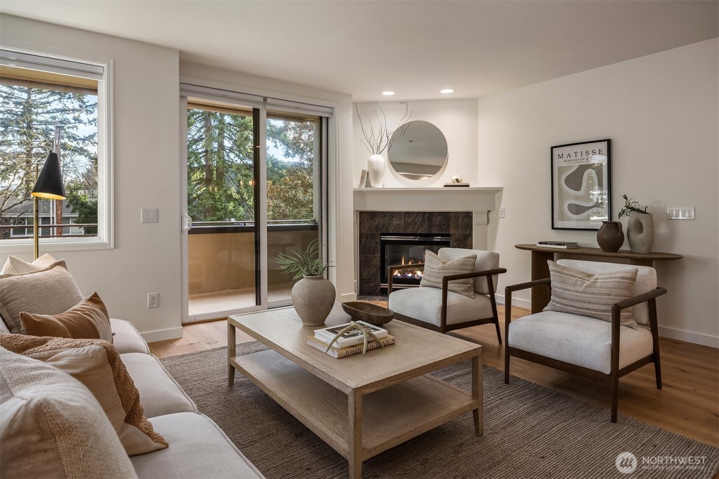 316 5th Avenue #102, Kirkland, WA 98033