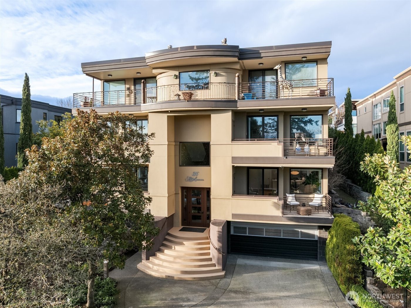 316 5th Avenue #102, Kirkland, WA 98033