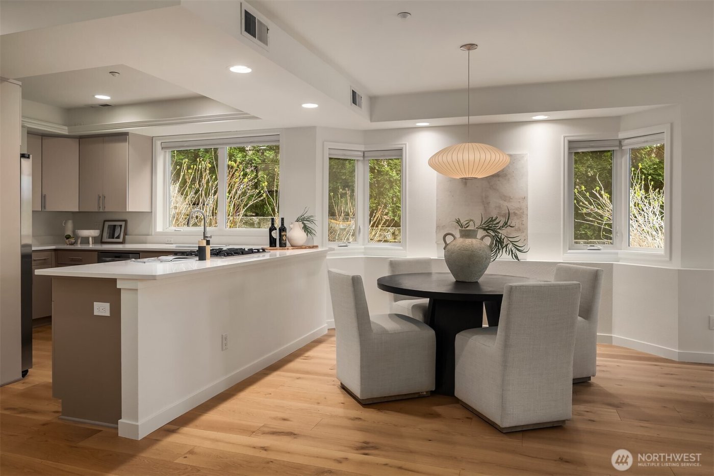 316 5th Avenue #102, Kirkland, WA 98033