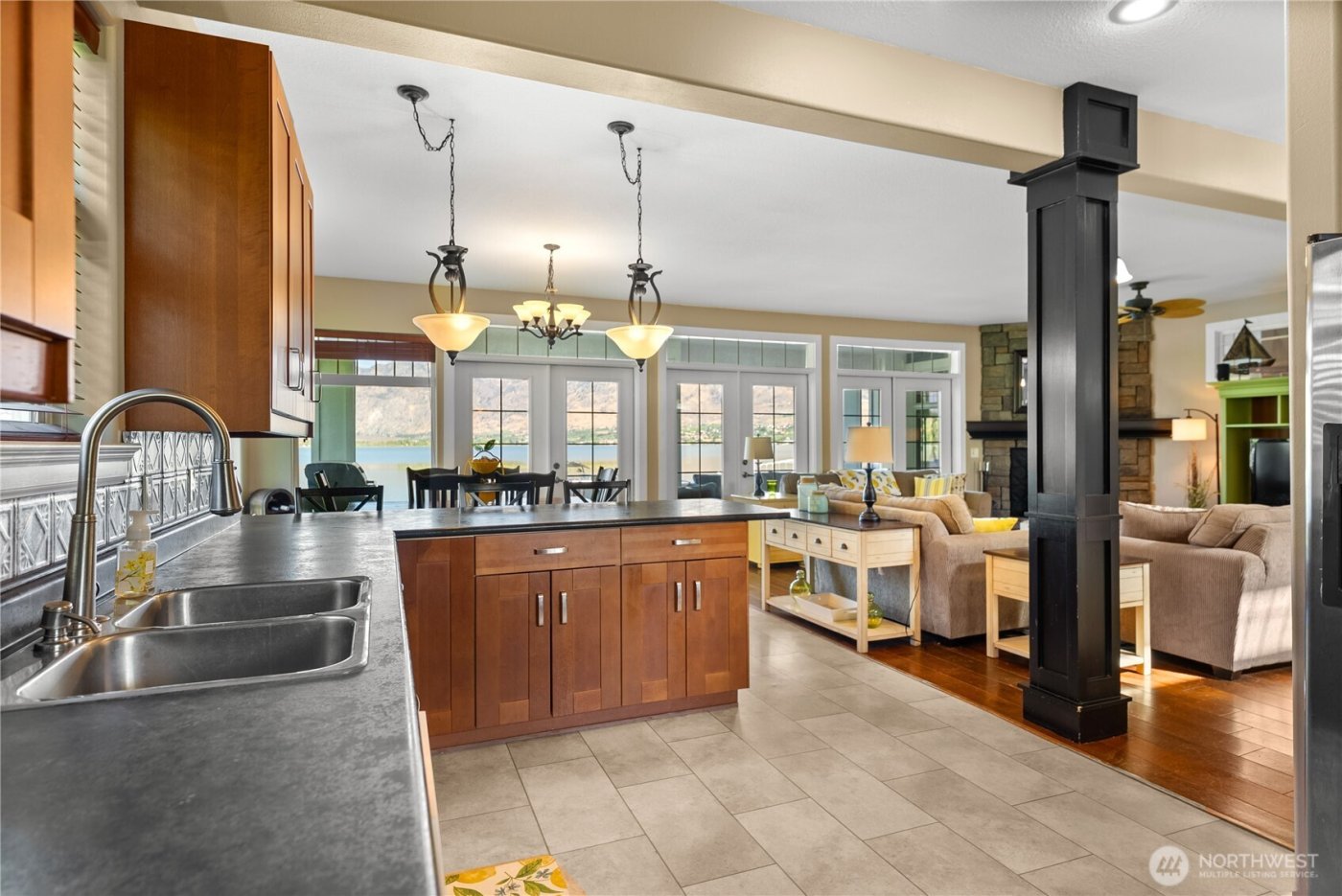 72 Boundary Point Road , Oroville, WA 98844
