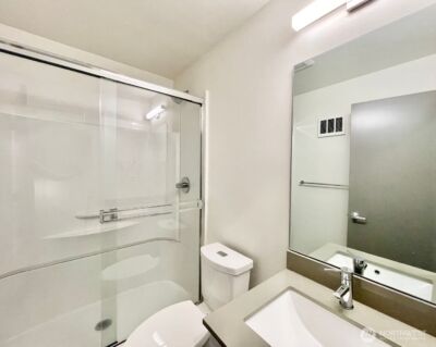 4709 B 8th Avenue NE, Seattle, WA 98105 - Photo 14