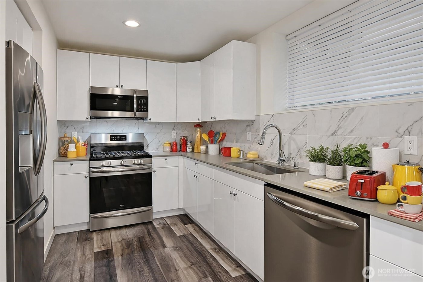 4709 B 8th Avenue NE, Seattle, WA 98105