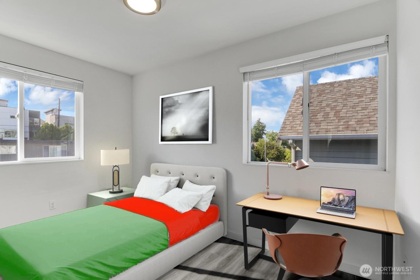 4709 B 8th Avenue NE, Seattle, WA 98105