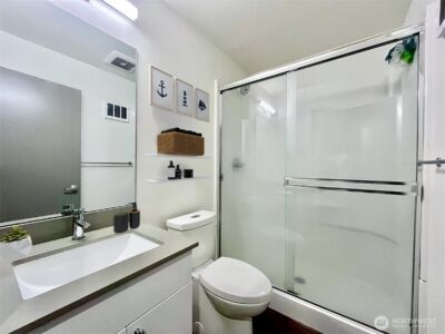 4709 B 8th Avenue NE, Seattle, WA 98105 - Photo 10