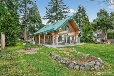 2945 Janet Avenue , Camano Island, WA 98282
