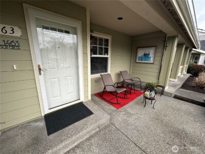 1463 Thompson Circle , Dupont, WA 98327 - Photo 2