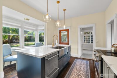 9615 57th Avenue S, Seattle, WA 98118 - Photo 12