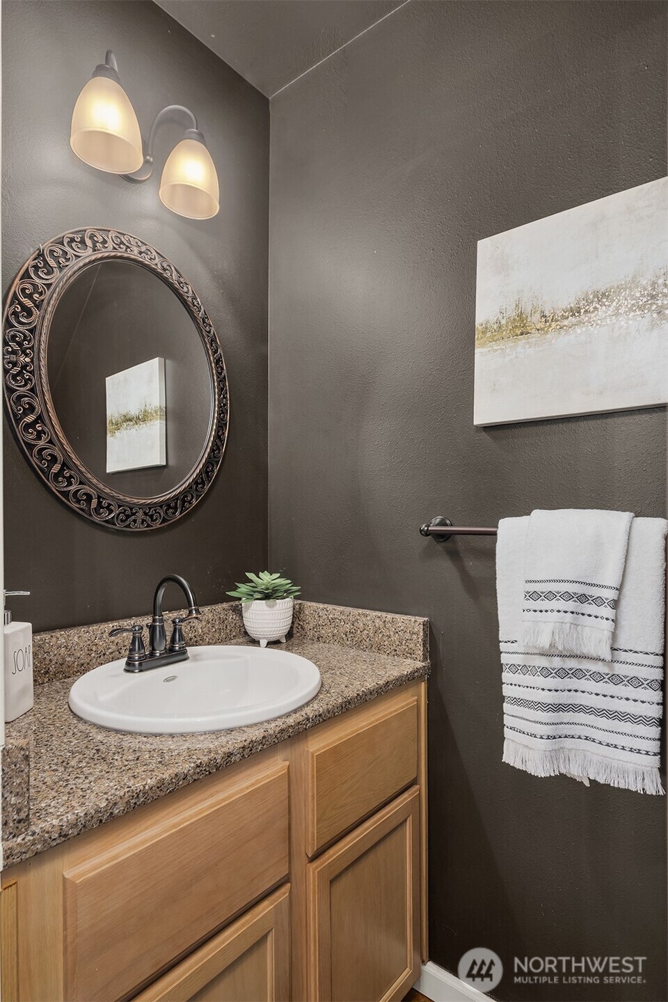 9253 Fremont Avenue N, Seattle, WA 98103