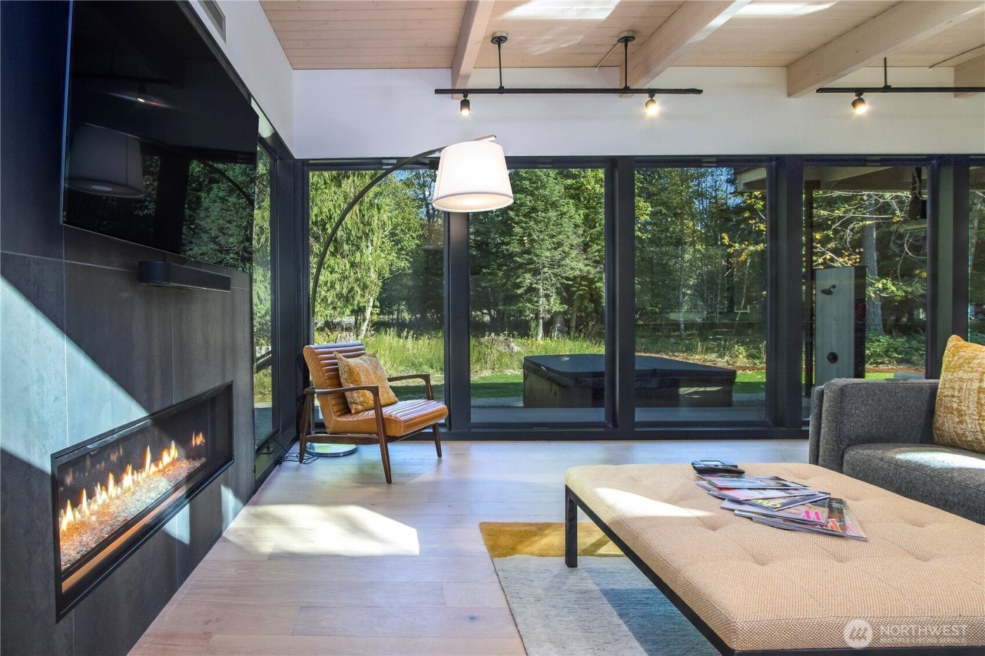 288 Baker Road , Packwood, WA 98377