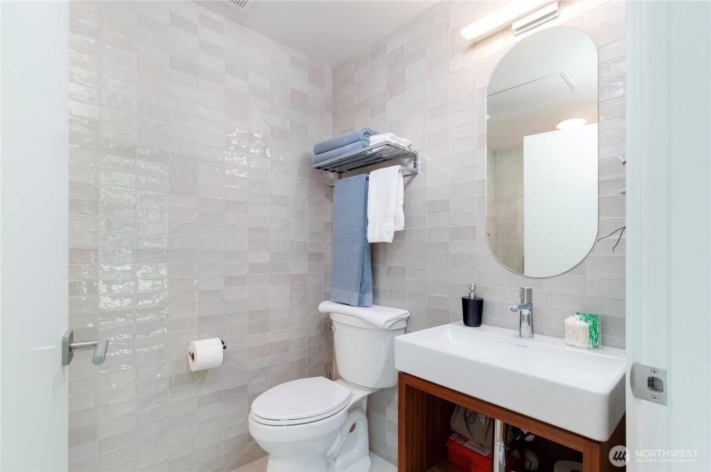 288 Baker Road , Packwood, WA 98377