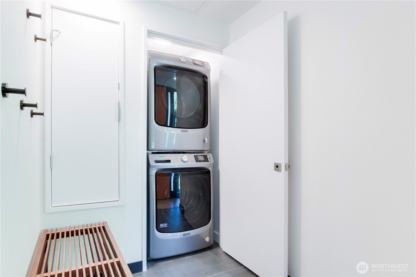 288 Baker Road , Packwood, WA 98377