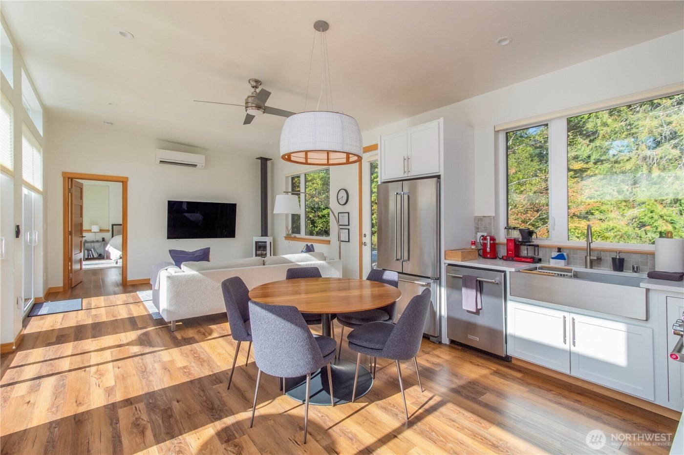 288 Baker Road , Packwood, WA 98377