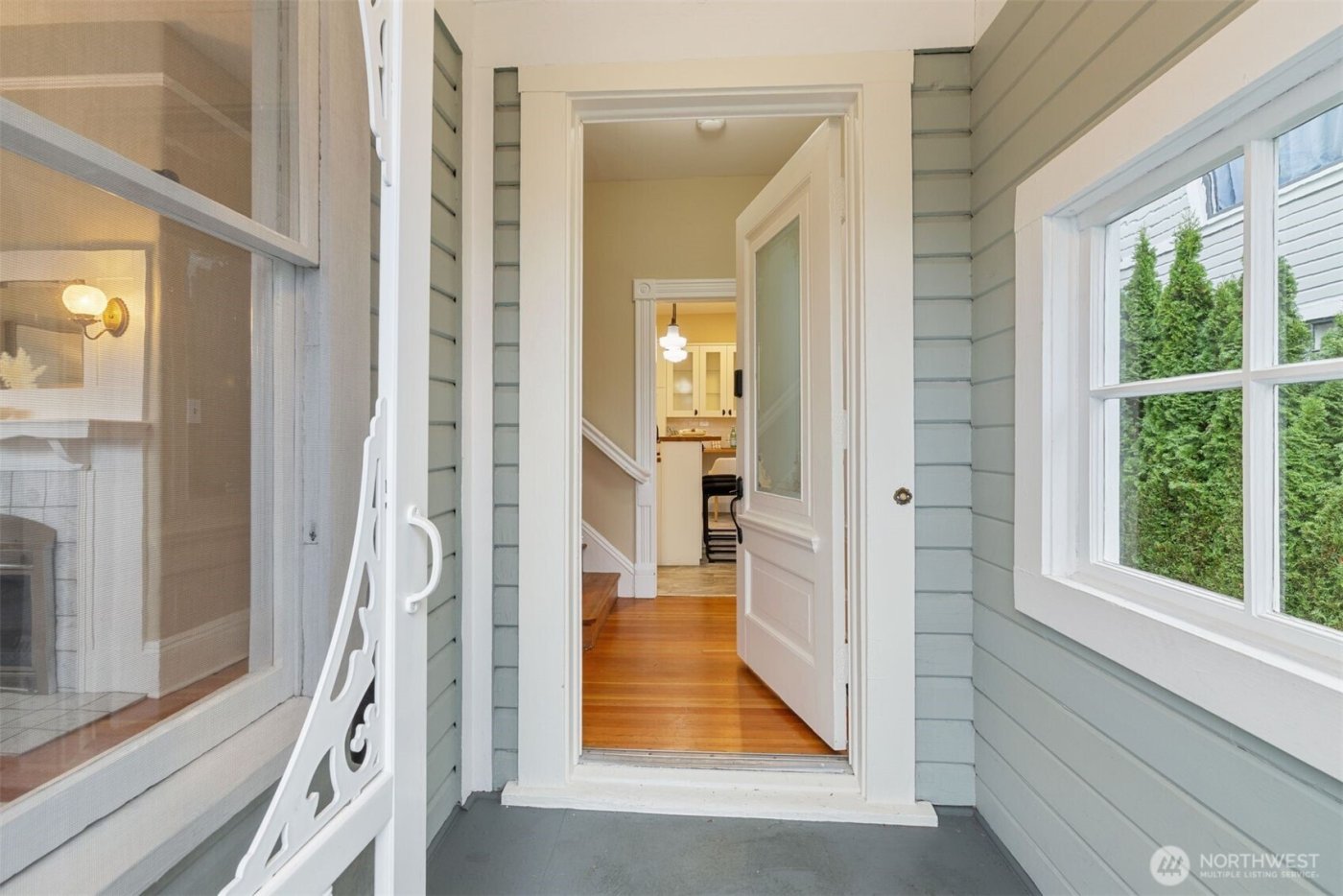 2016 14th Avenue W, Seattle, WA 98119