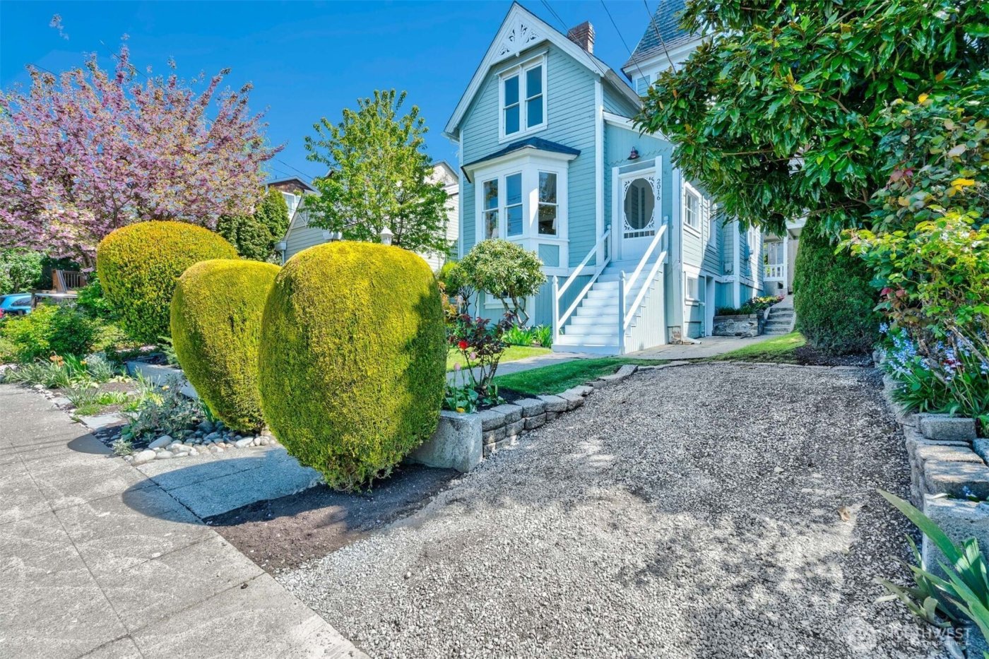 2016 14th Avenue W, Seattle, WA 98119