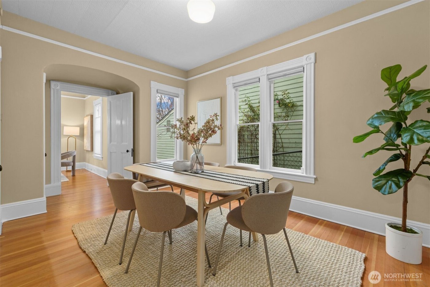 2016 14th Avenue W, Seattle, WA 98119