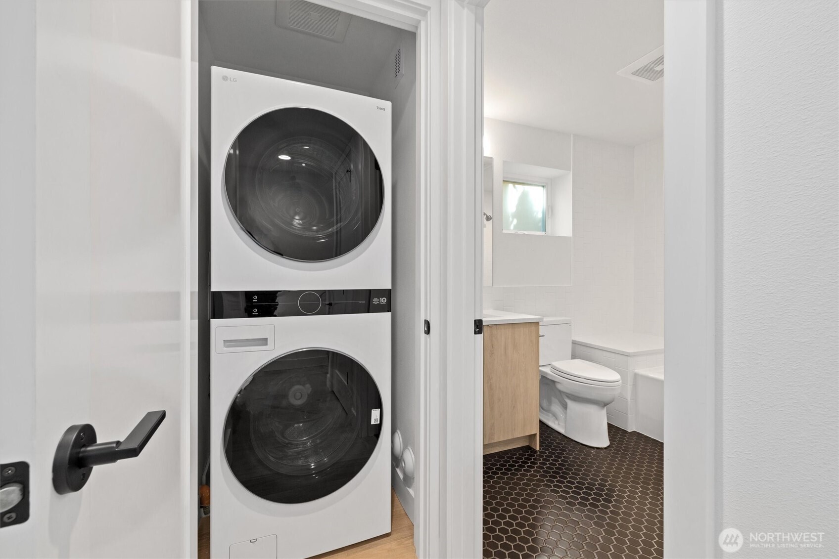 2011 Dexter Avenue N #A, Seattle, WA 98109