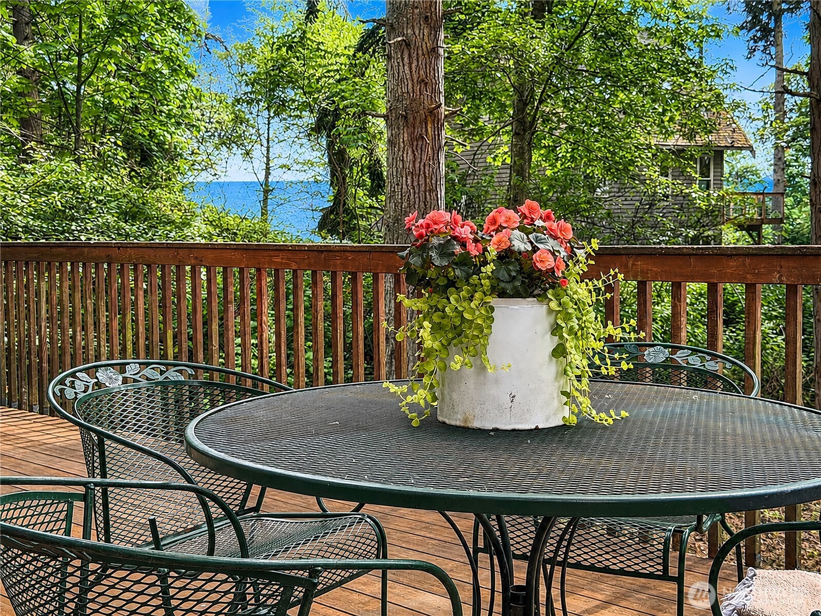 97 B Port Gardner Drive , Hat Island, WA 98206
